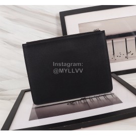 Givenchy Seal Ring Pattern Clutch Black