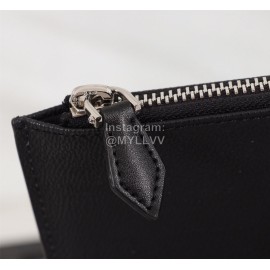 Givenchy Seal Ring Pattern Clutch Black