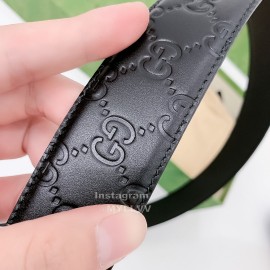 Gucci Black Embossed Cowhide Gold Buckle 40mm Belt