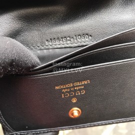 Gucci  GG Marmont Heart-Shaped Sequin Crystal Embroidery Short Velvet Wallet Black 466492