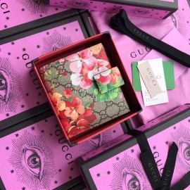 Gucci Blooms Geranium Print Short Clamshell Leather Wallet Red 410071