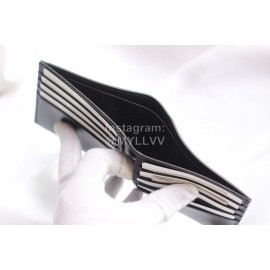 Gucci  GG Black Wolf Embroidered Leather Bi-Fold Wallet Black 451268