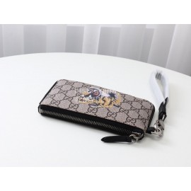 Gucci  GG Supreme King Tiger Printed Zipper Around Short Wallet Beige 522866