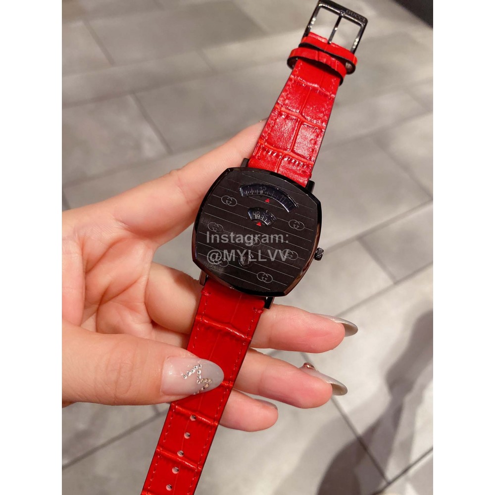 Gucci Grip Series Leather Strap Watch Red