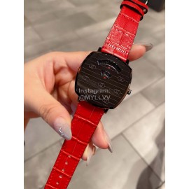 Gucci Grip Series Leather Strap Watch Red