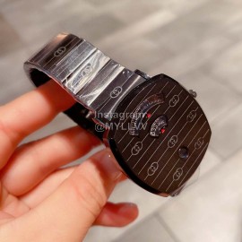 Gucci Grip Series Square Dial Watch
