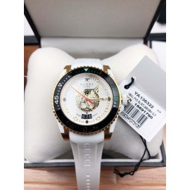 Gucci New Luminous Dial Neutral Diving Watch