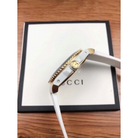 Gucci New Luminous Dial Neutral Diving Watch