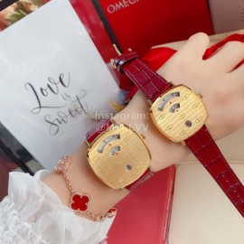 Disney Gucci Grip Fine Steel Case Watch For Men And Women Red