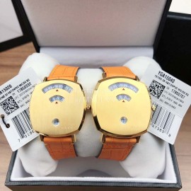 Gucci Arcuate Square Case Watch For Men And Women Orange