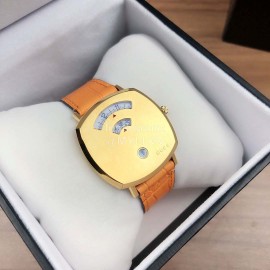 Gucci Arcuate Square Case Watch For Men And Women Orange