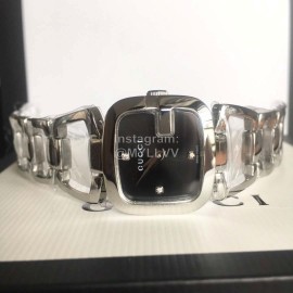 Gucci Original Fashion Hollow Strap Black Dial Watch Silver