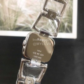 Gucci Original Fashion Hollow Strap Black Dial Watch Silver