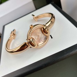 Gucci Sapphire Glass Bracelet Watch For Women