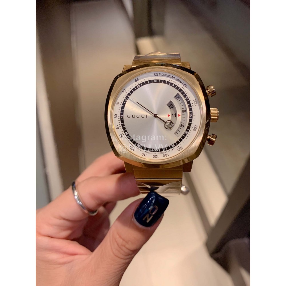 Gucci Grip Series Interlocking Double G Rubber Strap Watch White