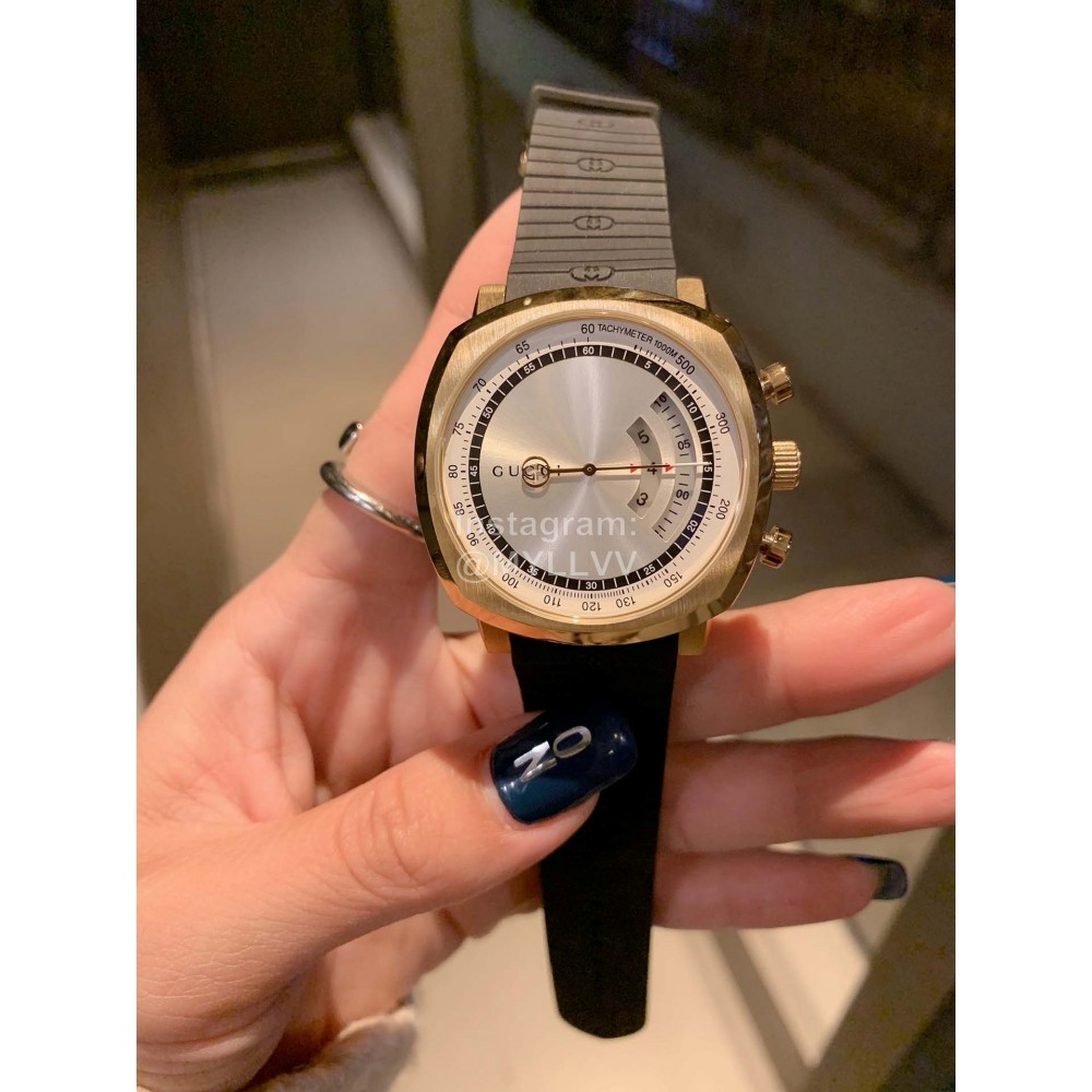 Gucci Grip Series Fashion Interlocking Double G Rubber Strap Watch