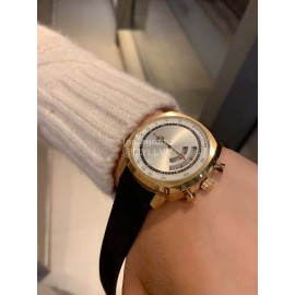 Gucci Grip Series Fashion Interlocking Double G Rubber Strap Watch