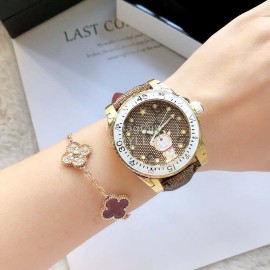 Gucci New Sapphire Glass 40mm Surface Diameter 30m Waterproof Watch