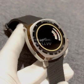 Gucci Grip Series Interlocking Double G Rubber Strap 40mm Dial Watch