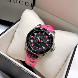 Gucci 40mm Dial Cowhide Strap Watch For Women