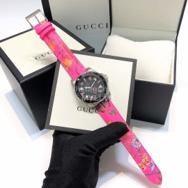 Gucci 40mm Dial Cowhide Strap Watch For Women