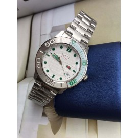 Gucci Sapphire Crystal 44mm Dial Quartz Watch Green