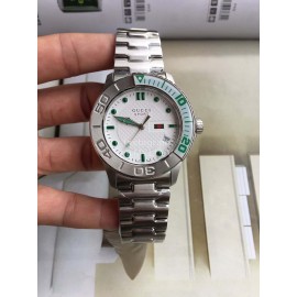 Gucci Sapphire Crystal 44mm Dial Quartz Watch Green