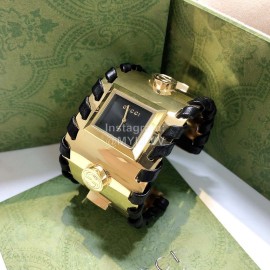 Gucci New Gold Square Dial Bracelet Watch