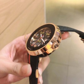 Gucci Mickey Mouse Series Fine Steel Case Watch Black