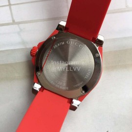 Gucci Dive Rubber Strap Luminous Watch