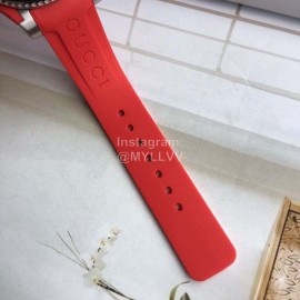 Gucci Dive Rubber Strap Luminous Watch