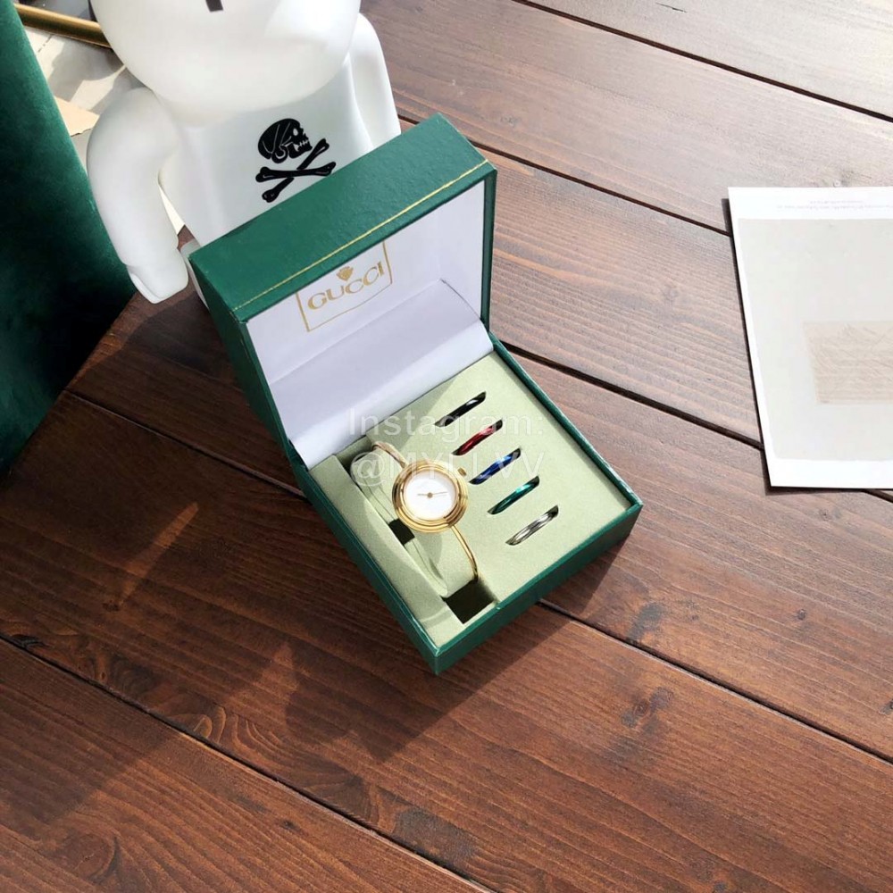 Gucci White Dial Bracelet Watch For Women