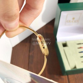 Gucci White Dial Bracelet Watch For Women