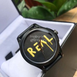 Gucci Rubber Black Bracelet Fashion Watch