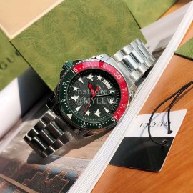 Gucci New 316 Fine Steel Case Strap Watch