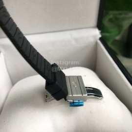 Gucci Grip Series Fine Steel Dial Watch Black