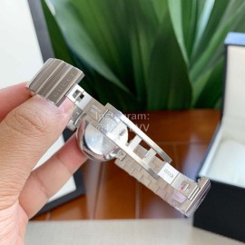 Gucci Double G Dial Sapphire Glass Steel Strap Watch