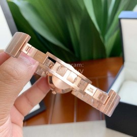 Gucci Double G Sapphire Glass Watch For Women