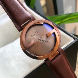 Gucci Leather Strap Sapphire Glass Watch