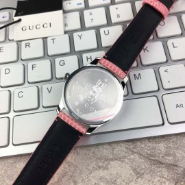 Gucci Stainless Steel Thin Case Quartz Watch For Women Pink