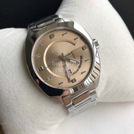 Gucci Steel Strap Sapphire Glass Watch For Men And Women