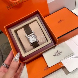 Hermes 316 Fine Steel Square Dial Watch 