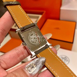 Hermes 316 Fine Steel Square Dial Watch 