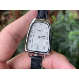 Galop D’Hermès Fashion Leather Strap Watch Black