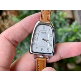 Galop D’Hermès Fashion Leather Strap Watch Tan