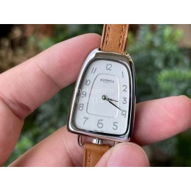 Galop D’Hermès Fashion Leather Strap Watch Tan