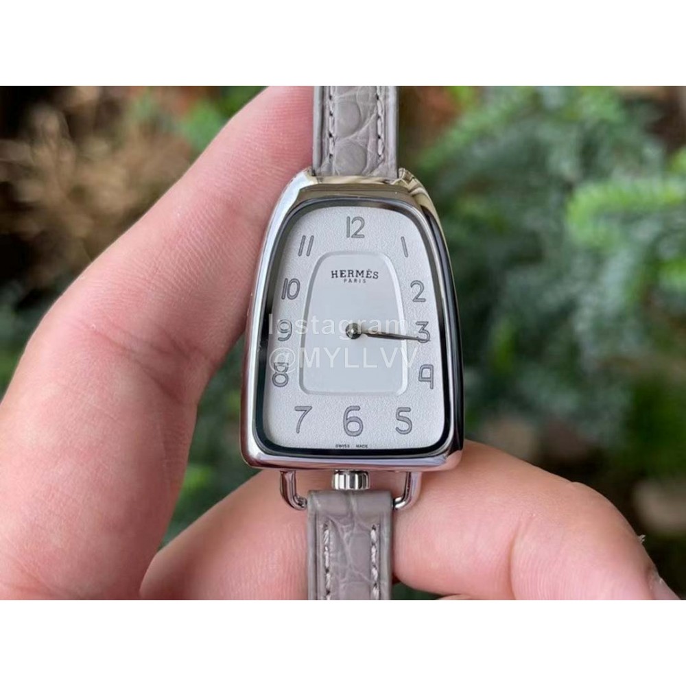 Galop D’Hermès Fashion Leather Strap Watch Gray