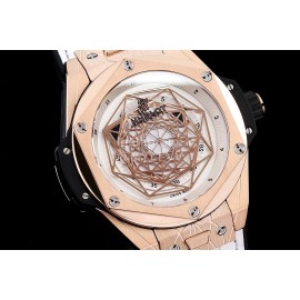 Hublot Geometric Pattern Overlapping Luminous Pointer Watch White