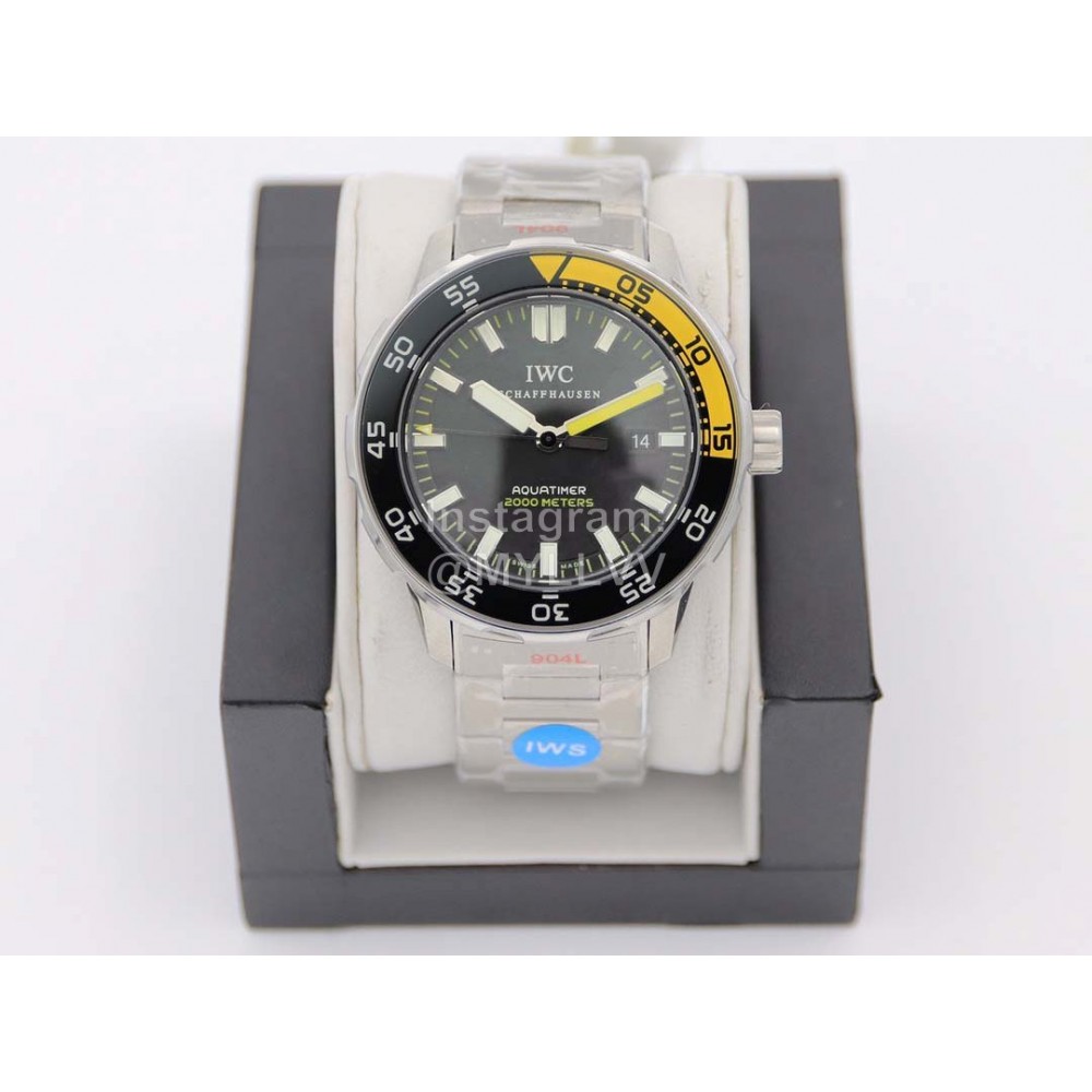 Iwc Super-Luminova Steel Strap Diving Watch Yellow