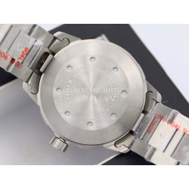 Iwc Super-Luminova Steel Strap Diving Watch White